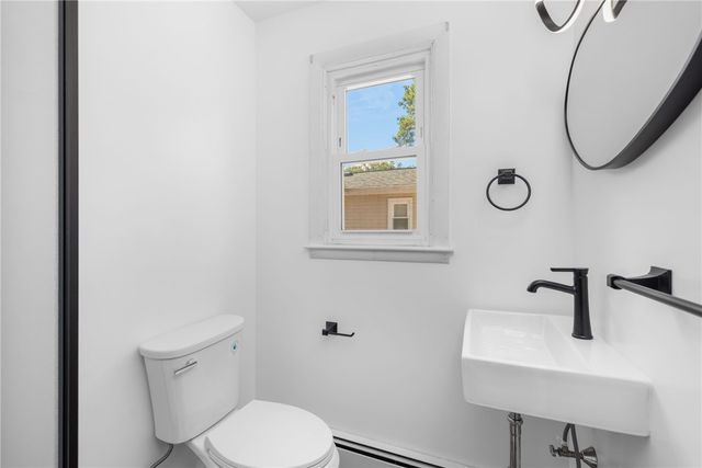 7 Restmere Terrace A, Middletown, RI 02842