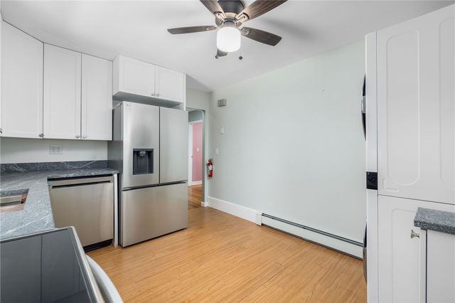 7 Restmere Terrace A, Middletown, RI 02842