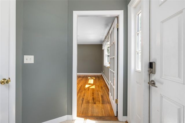 7 Restmere Terrace A, Middletown, RI 02842