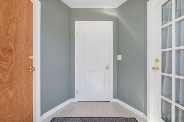 7 Restmere Terrace A, Middletown, RI 02842