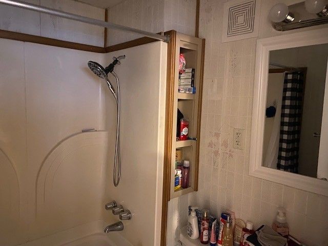 1114 W 20TH Street, Erie, PA 16502