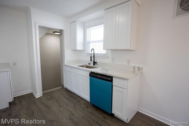 22789 Normandy Avenue, Eastpointe, MI 48021