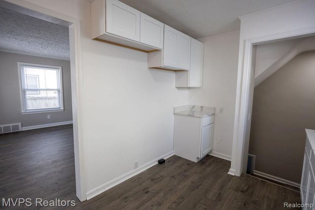 22789 Normandy Avenue, Eastpointe, MI 48021