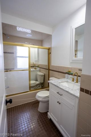 22789 Normandy Avenue, Eastpointe, MI 48021