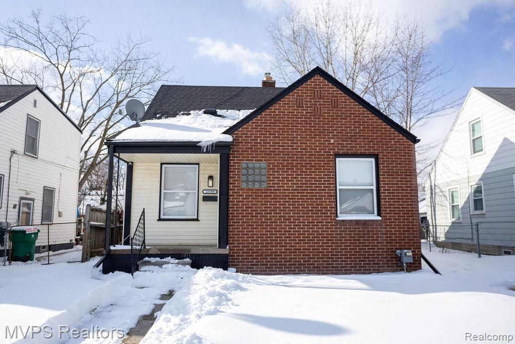 22789 Normandy Avenue, Eastpointe, MI 48021