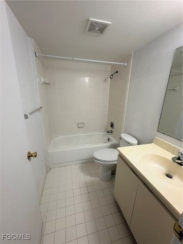 8893 Somerset BLVD, Fort Myers, FL 33919