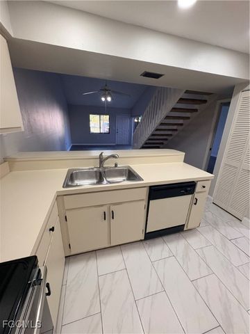 8893 Somerset BLVD, Fort Myers, FL 33919