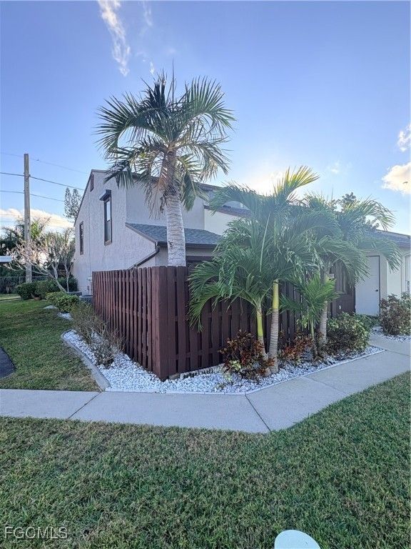 8893 Somerset BLVD, Fort Myers, FL 33919