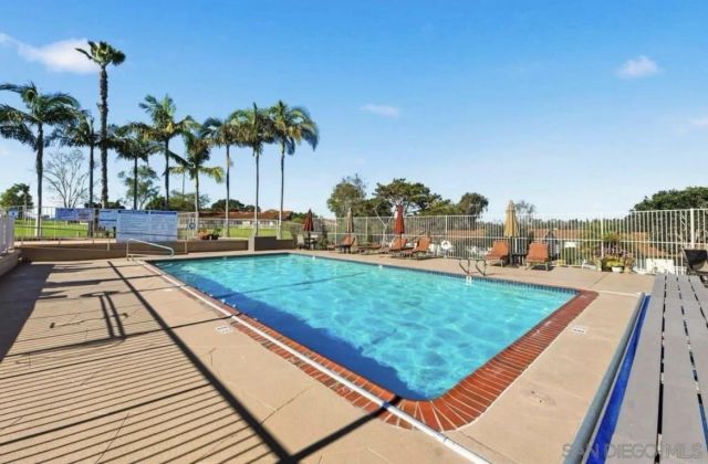 245 Fairlee Lane, Encinitas, CA 92024