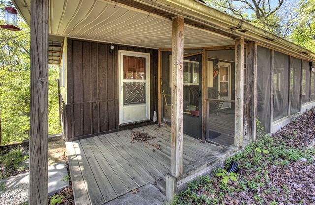 1909 Cheyene Trail, Dandridge, TN 37725