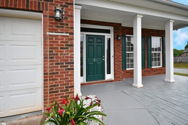 21 Nut Leaf Lane, Greenville, SC 29605