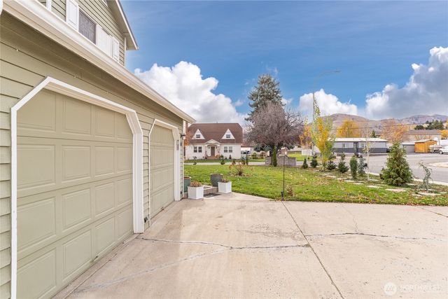 1501 Angela Street, Wenatchee, WA 98801