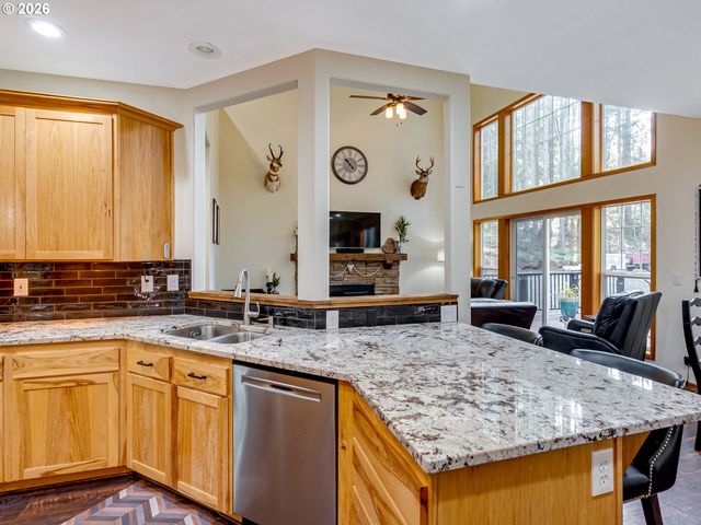 22967 S DAY HILL Rd, Estacada, OR 97023