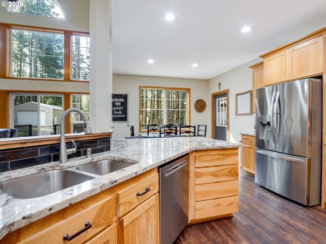 22967 S DAY HILL Rd, Estacada, OR 97023
