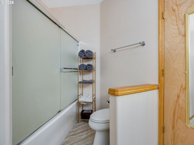 22967 S DAY HILL Rd, Estacada, OR 97023