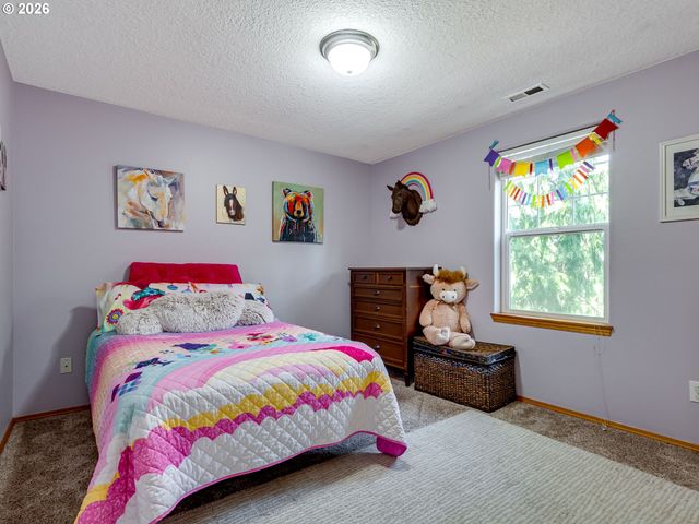 22967 S DAY HILL Rd, Estacada, OR 97023
