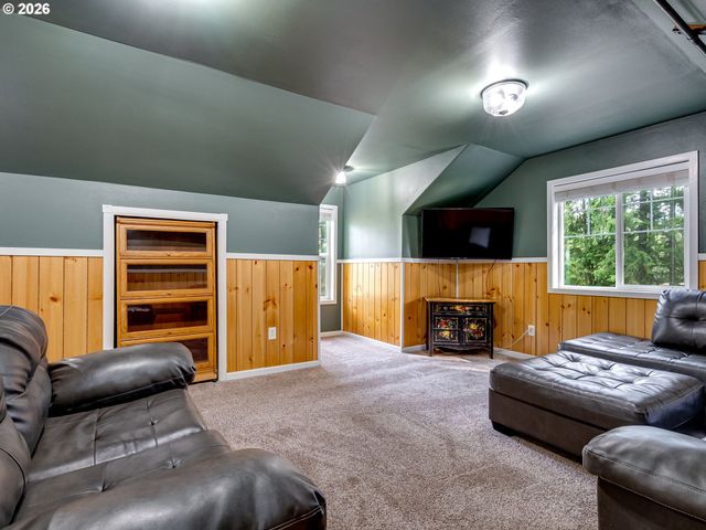 22967 S DAY HILL Rd, Estacada, OR 97023