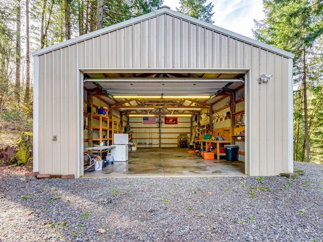 22967 S DAY HILL Rd, Estacada, OR 97023