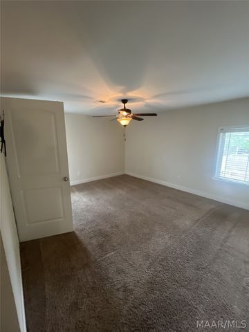 111 Glennbrooke Lane, Prattville, AL 36066