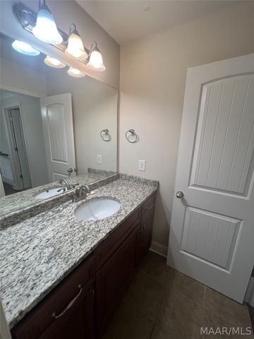 111 Glennbrooke Lane, Prattville, AL 36066