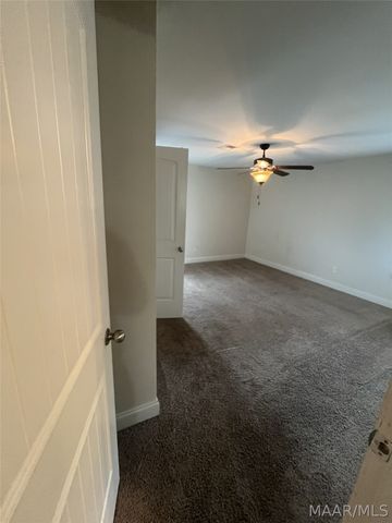 111 Glennbrooke Lane, Prattville, AL 36066