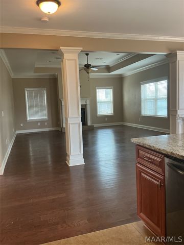 111 Glennbrooke Lane, Prattville, AL 36066