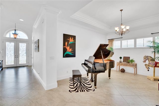 460 Wingate Terrace SW, Vero Beach, FL 32968