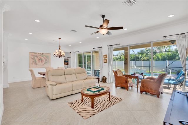 460 Wingate Terrace SW, Vero Beach, FL 32968