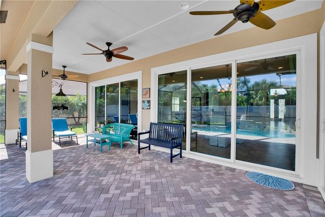 460 Wingate Terrace SW, Vero Beach, FL 32968