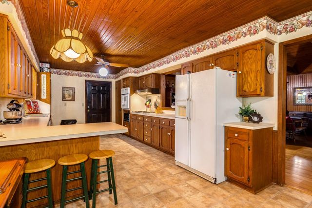 4821 County Road 288, Angleton, TX 77515