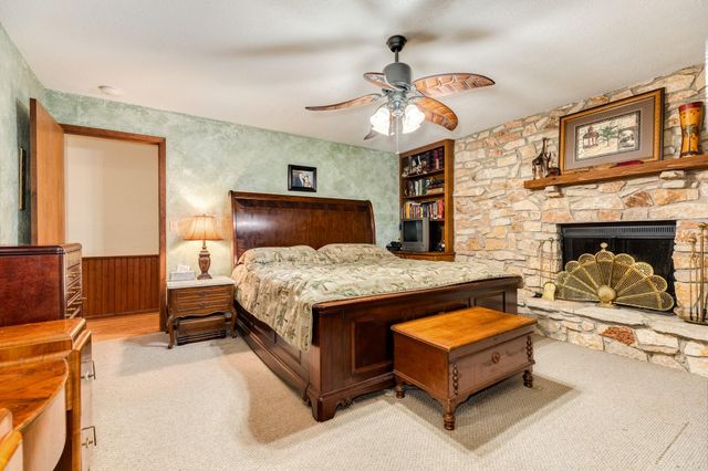 4821 County Road 288, Angleton, TX 77515