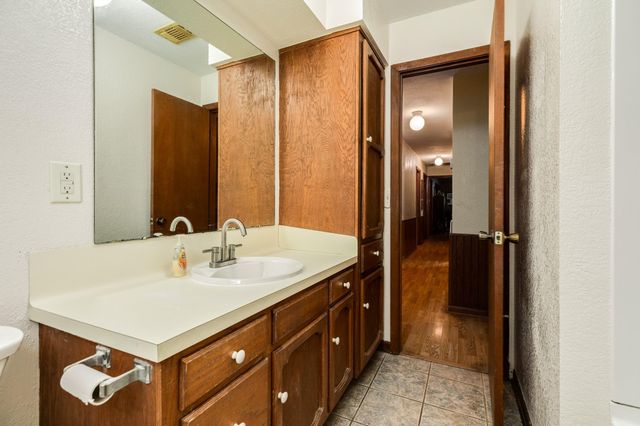 4821 County Road 288, Angleton, TX 77515