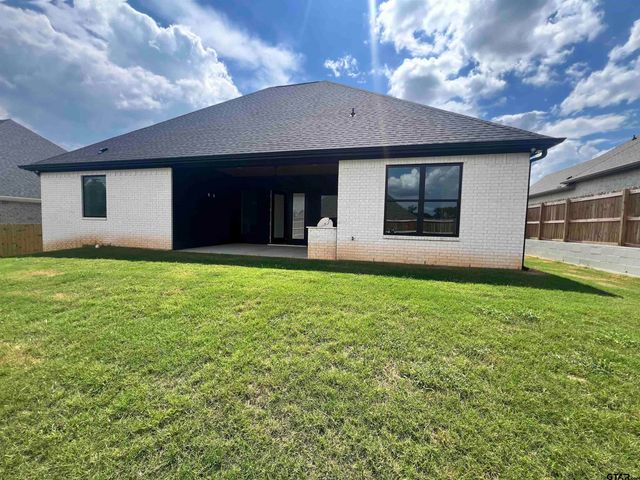 1214 Golden Eagle Way, Whitehouse, TX 75791