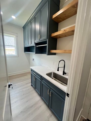1214 Golden Eagle Way, Whitehouse, TX 75791
