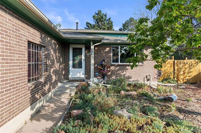 4963 Billings Street, Denver, CO 80239