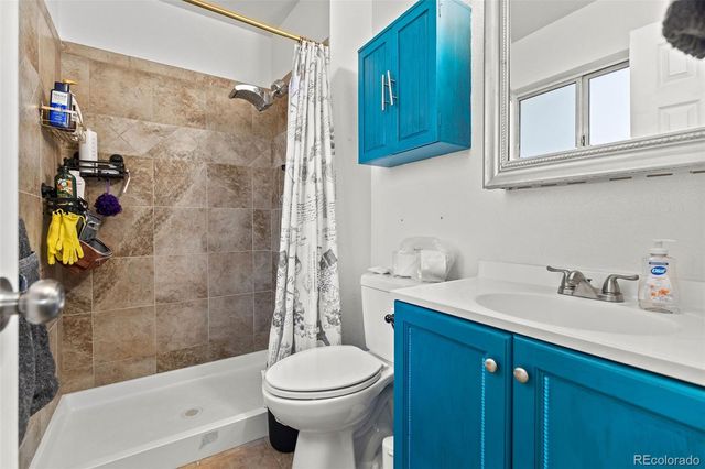 4963 Billings Street, Denver, CO 80239