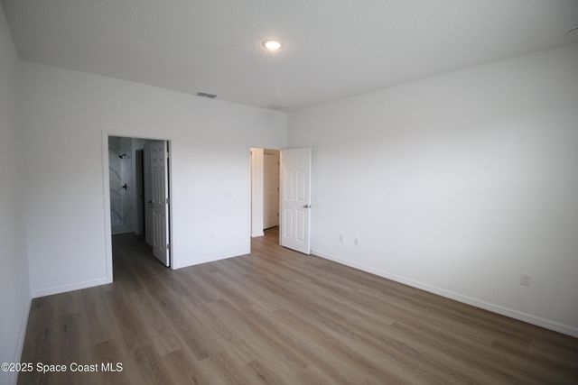 432 Garvey Road SW, Palm Bay, FL 32908