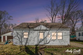 805 Sunnock Avenue, Kalamazoo, MI 49001