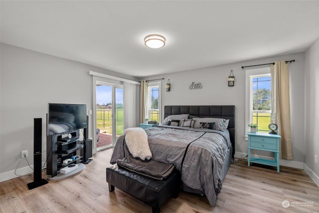 571 Puffin Avenue NE, Ocean Shores, WA 98569