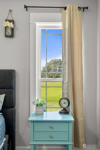 571 Puffin Avenue NE, Ocean Shores, WA 98569