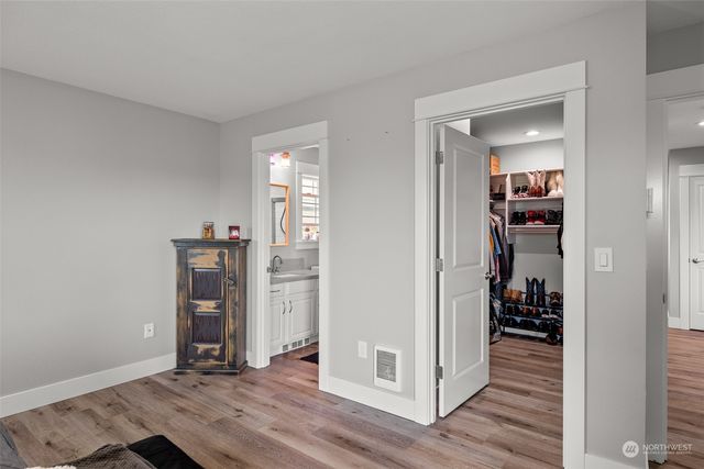 571 Puffin Avenue NE, Ocean Shores, WA 98569