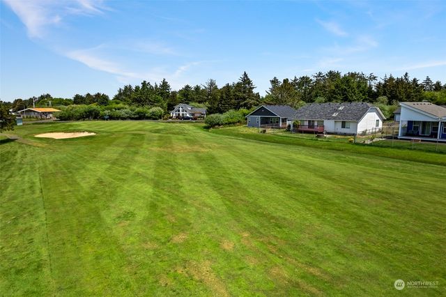 571 Puffin Avenue NE, Ocean Shores, WA 98569