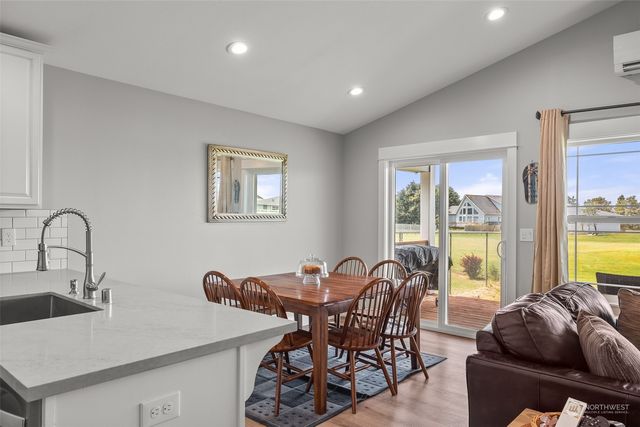 571 Puffin Avenue NE, Ocean Shores, WA 98569