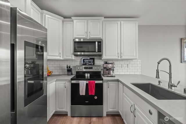 571 Puffin Avenue NE, Ocean Shores, WA 98569