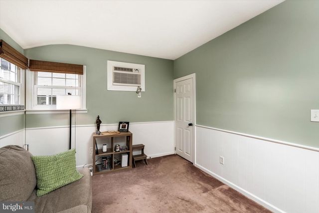 4 IMPERIAL DR, Hamilton, NJ 08690