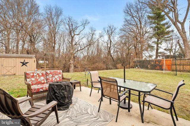 4 IMPERIAL DR, Hamilton, NJ 08690