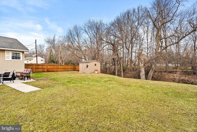 4 IMPERIAL DR, Hamilton, NJ 08690