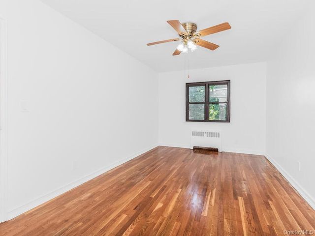 1863 Williamsbridge Road, Bronx, NY 10461