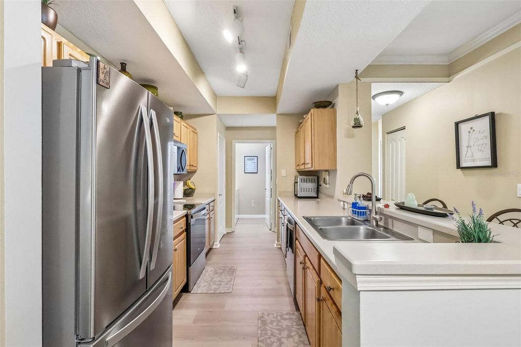 Image 11 of property listing at 12016 VILLANOVA DRIVE 102, Orlando, FL 32837