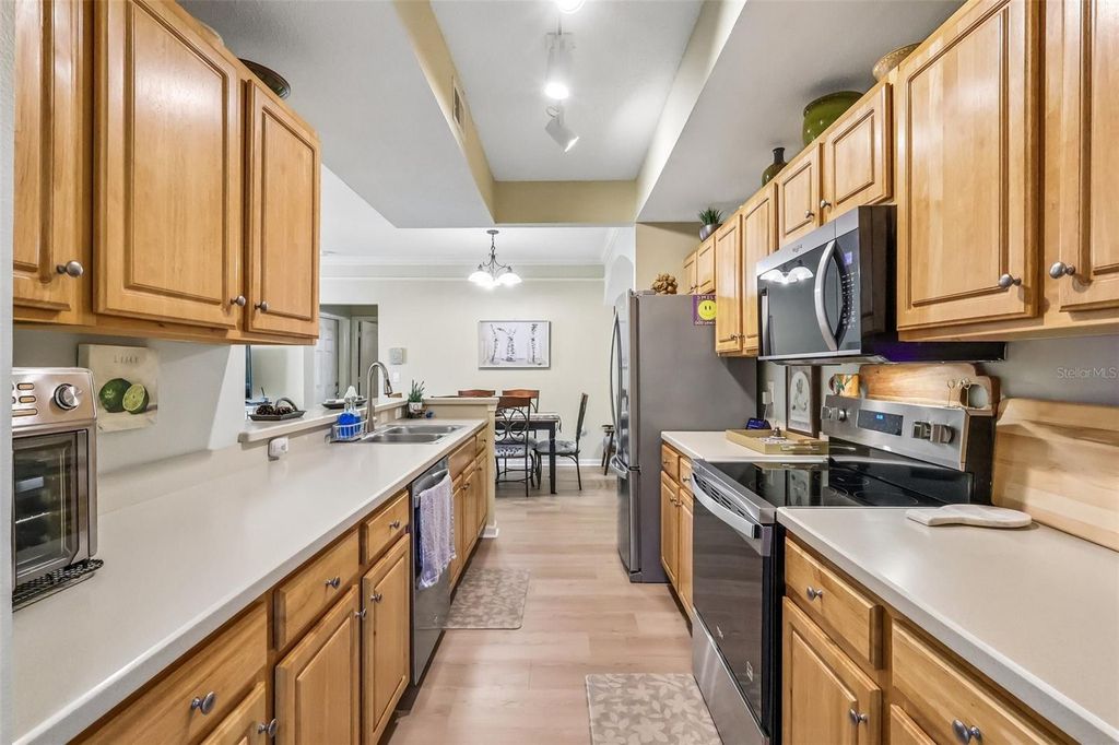Image 15 of property listing at 12016 VILLANOVA DRIVE 102, Orlando, FL 32837
